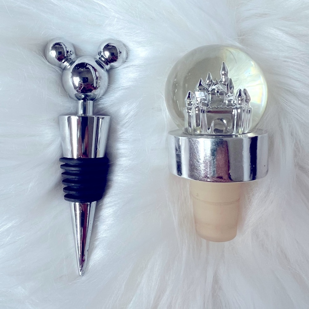 Disney Wine Stoppers Set